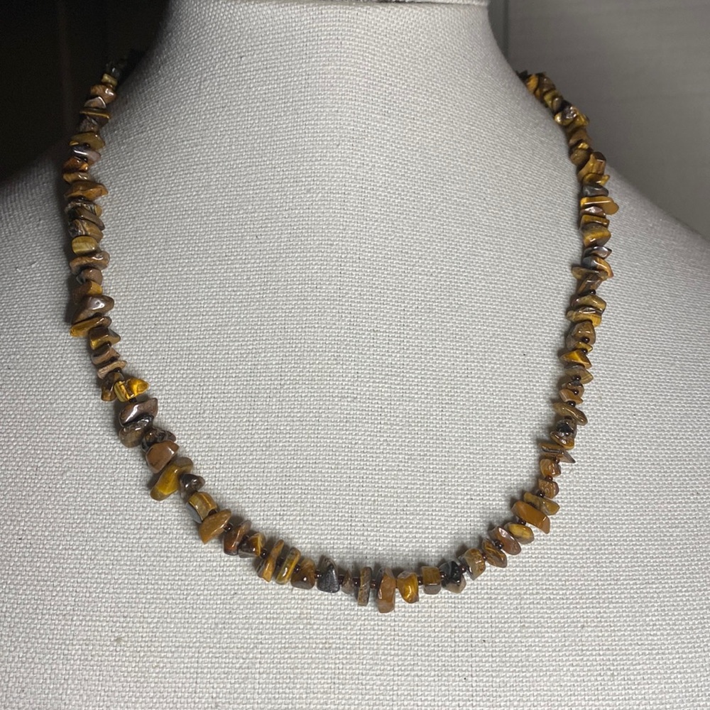 Pretty tiger eye chip bead necklace